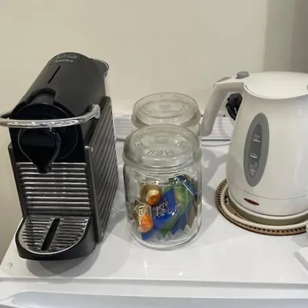 Au Bon Pied Apartment *